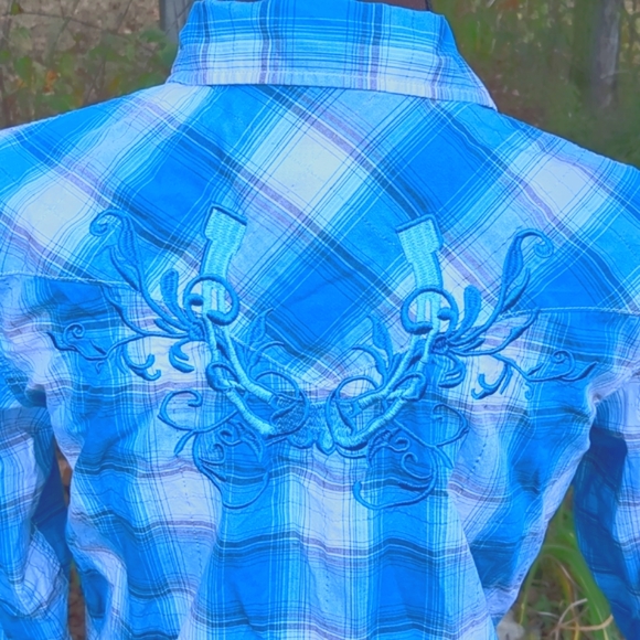 Cowgirl Hardware Arena Shirt Turquoise/White Plaid w/ Embroidered Yoke Snap Butt - Picture 9 of 14